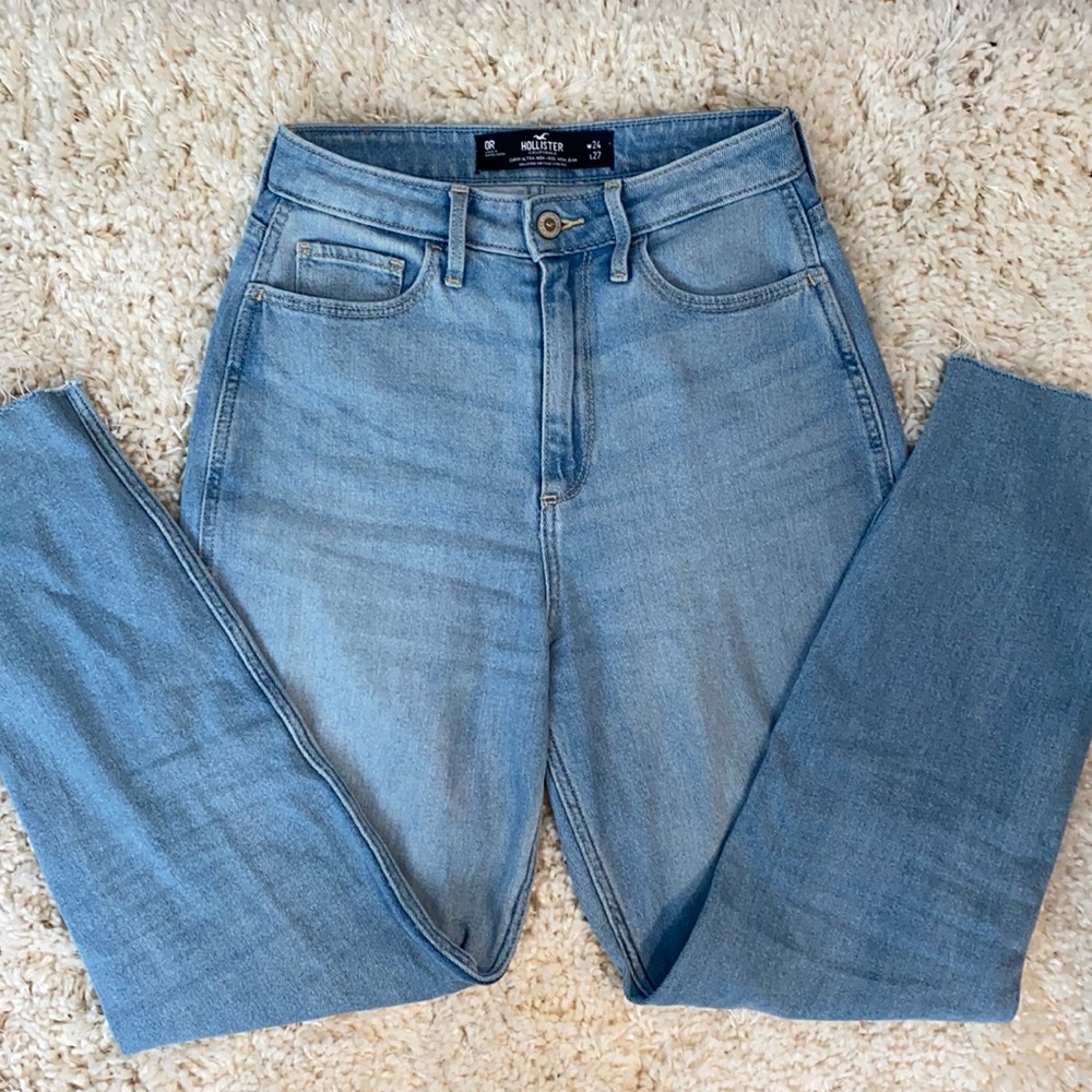 Hollister Curvy Mom Jeans